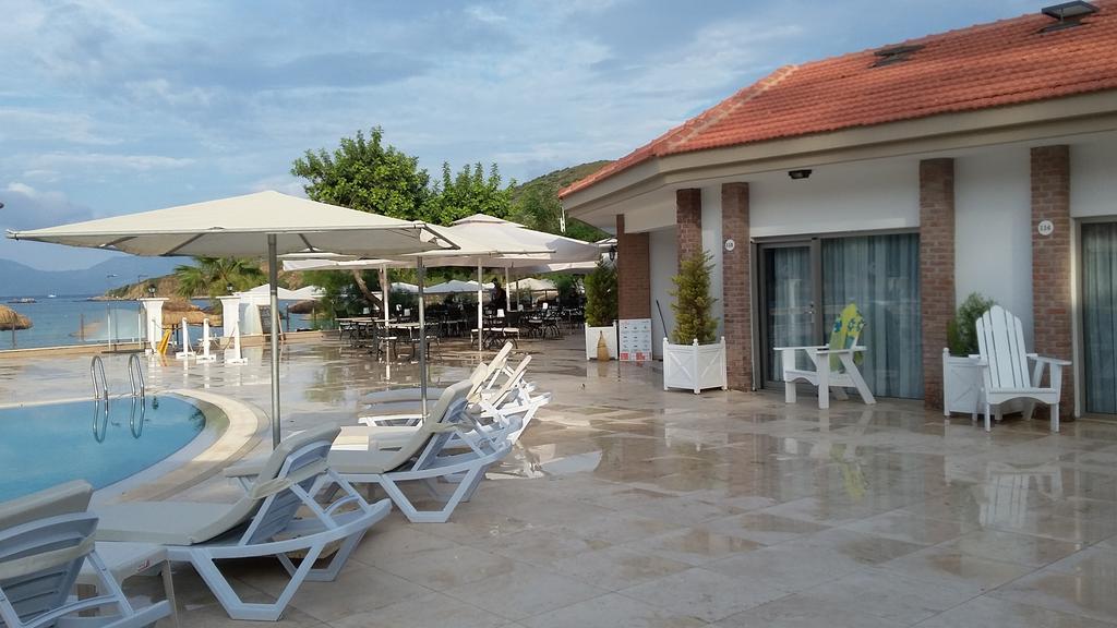 Palm Bay Beach Hotel Emecik Exterior foto